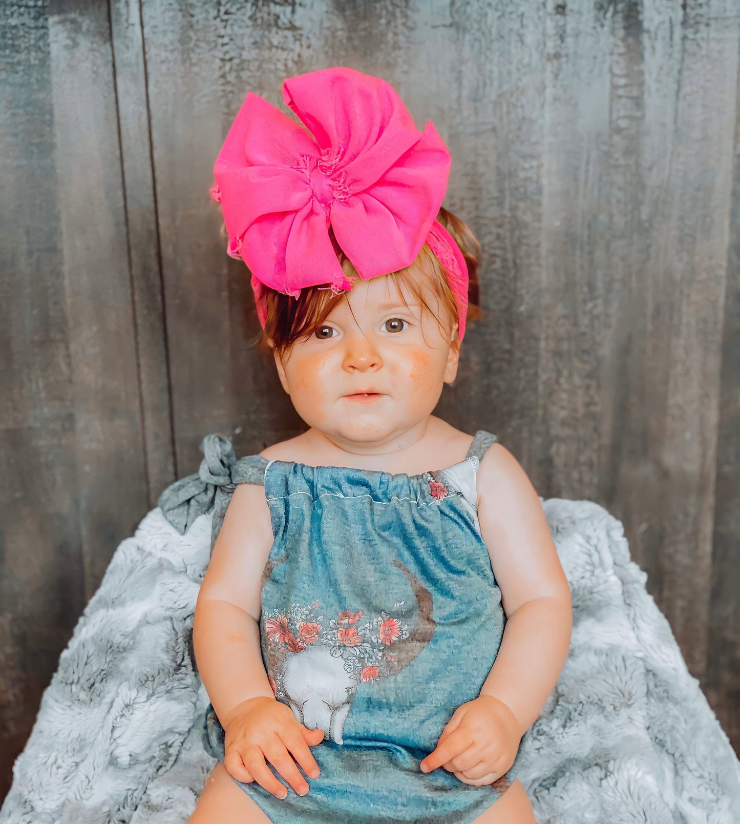 Distressed Messy Bow Piggies + Headwraps